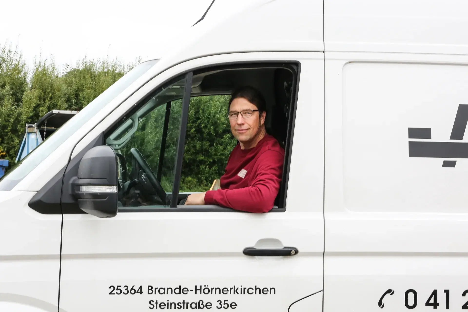 Handwerkliche Bearbeitung von Holz